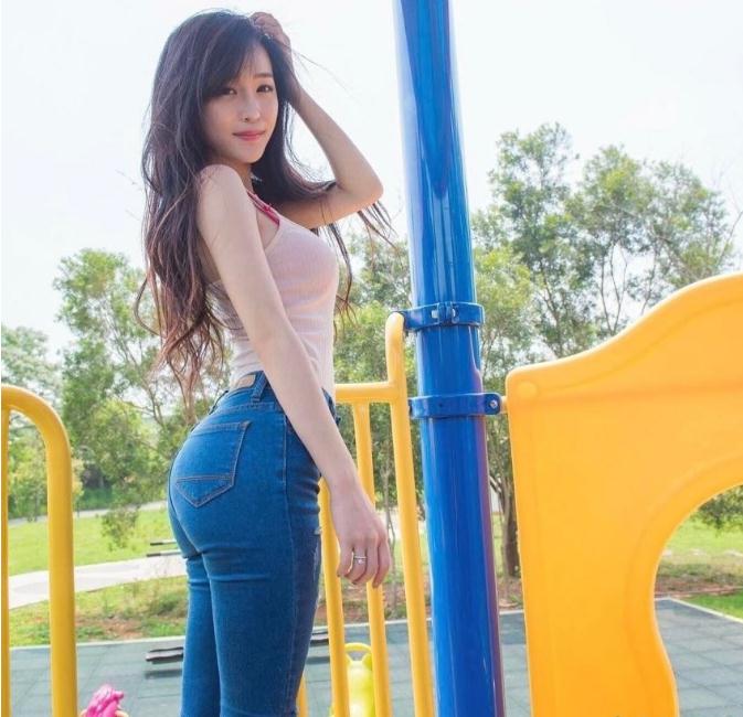 QtA3pNC45r.jpg